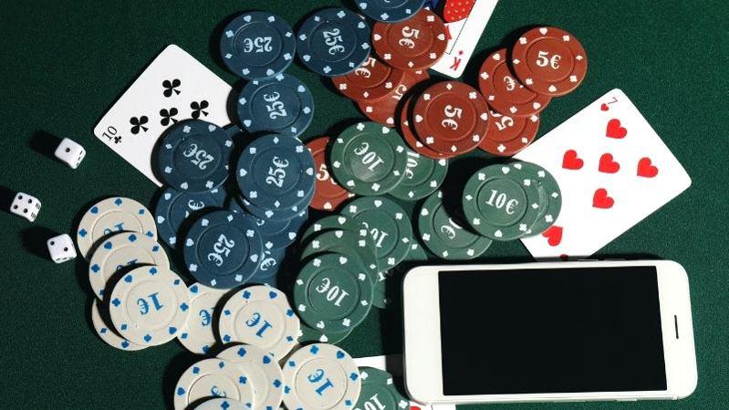 Mobile Apps: iOS & Android Pokies